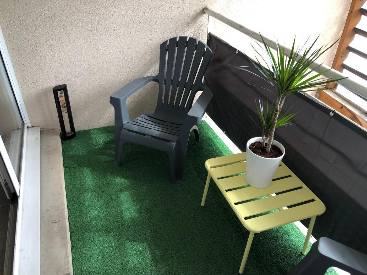 Appart Lourdes 100 M Gare - 4 Places Avec Balcon 10Mn Sanctuaire Exterior foto
